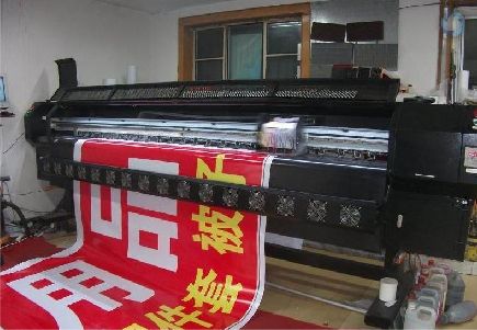 盐亭喷绘广告分辨率是多少？